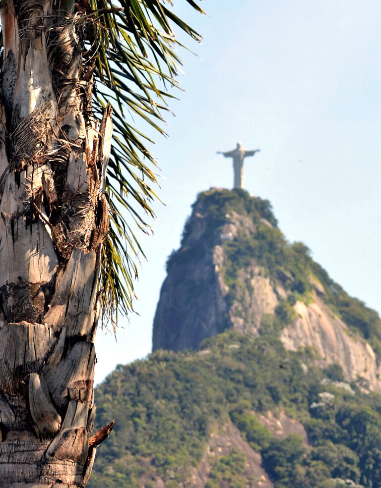 Tamaños imponentes – Arte latinoamericano: cuáles son los monumentos más grandes del continente