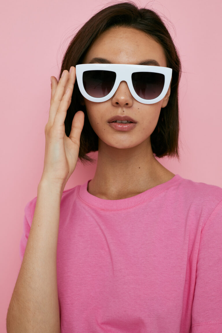 Gafas que definen rostros: cuando el diseño habla por uno mismo